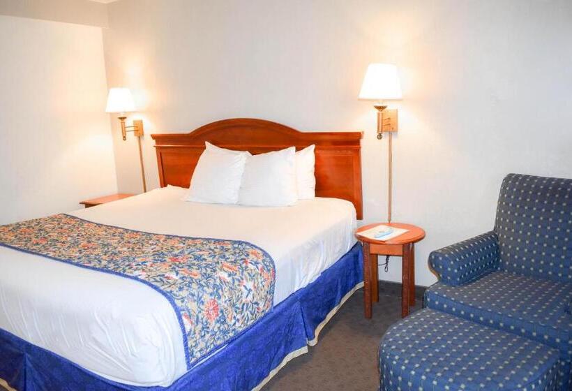 מוטל Attleboro Motor Inn