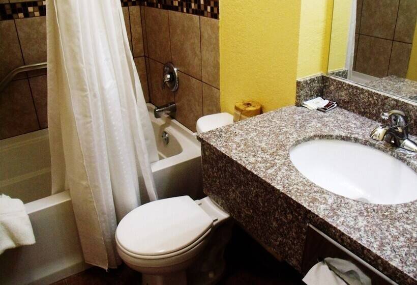 מוטל Country Inn Sterling