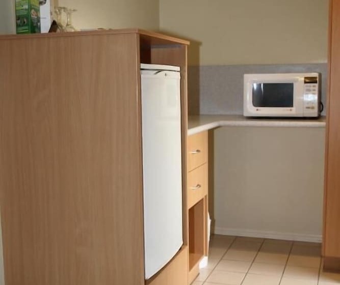 モーテル Country Roads Motor Inn Gayndah