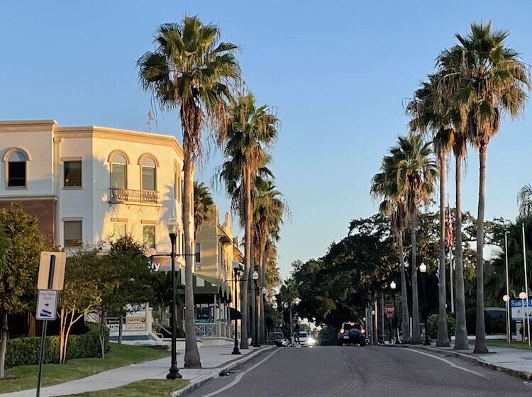 فندق على الطريق Mar Bay Exclusive Suites