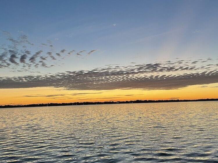 فندق على الطريق Mar Bay Exclusive Suites