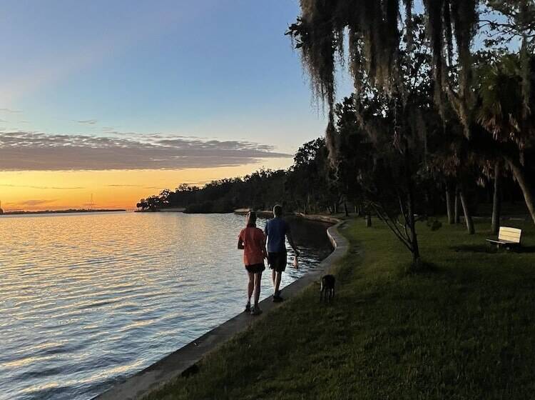 فندق على الطريق Mar Bay Exclusive Suites