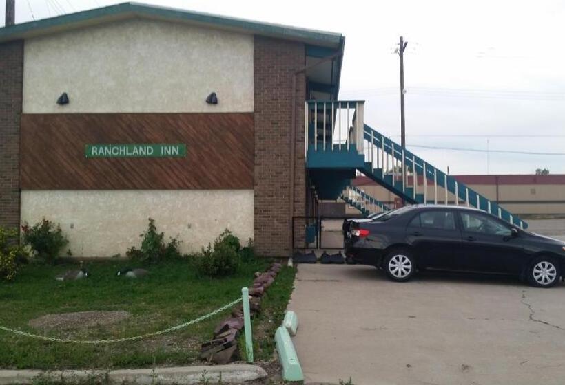 فندق على الطريق Ranchland Inn