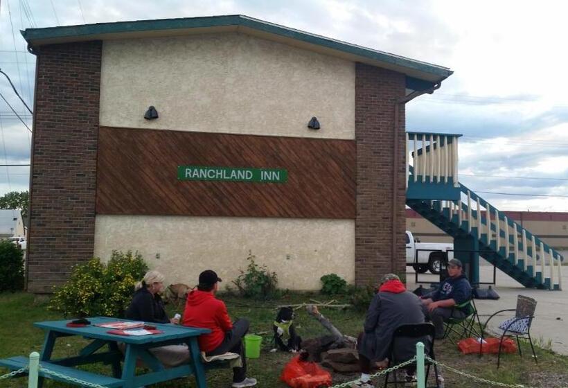 فندق على الطريق Ranchland Inn