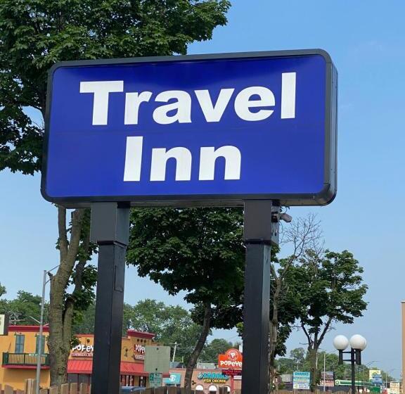 فندق على الطريق Travel Inn