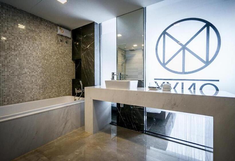 Onix Hotel Bangkok