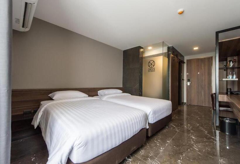 Onix Hotel Bangkok