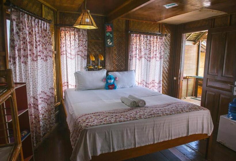 אתר נופש Freddies Santai Sumurtiga