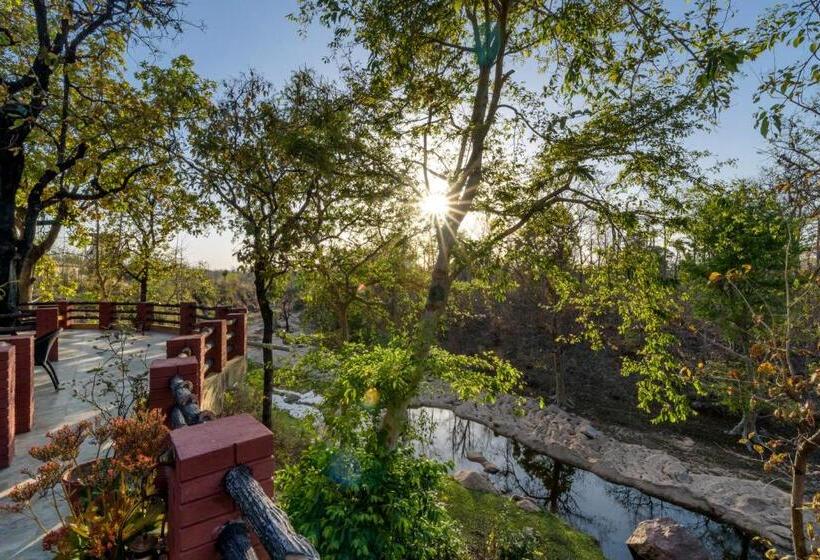 リゾートホテル The Riverwood Forest Retreat Pench