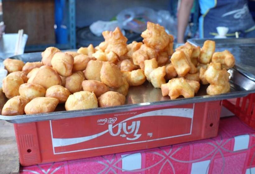 Sattahiptale Boutique Guesthouse & Hostel