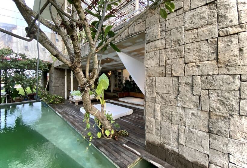 The Hide Hostel At Canggu