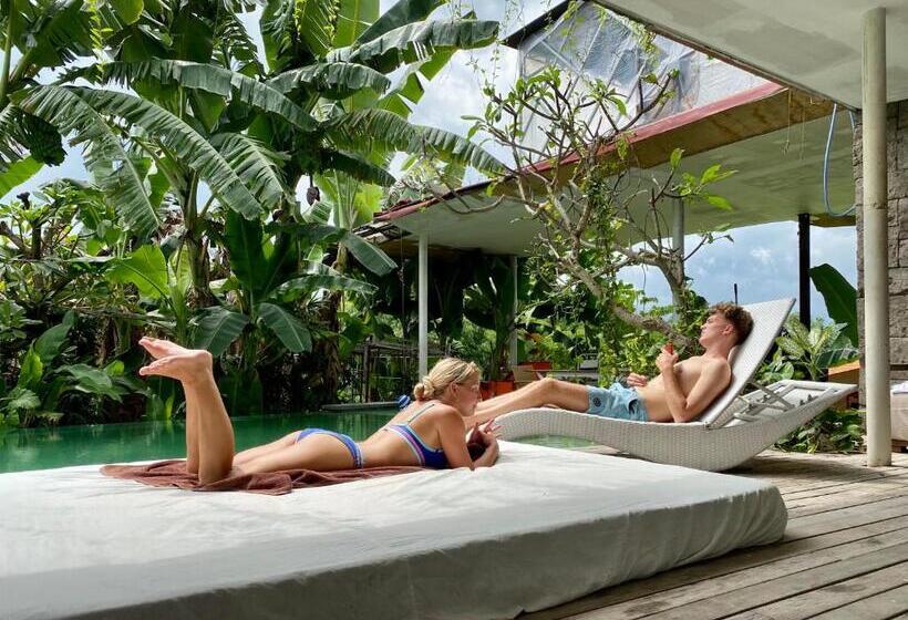 The Hide Hostel At Canggu