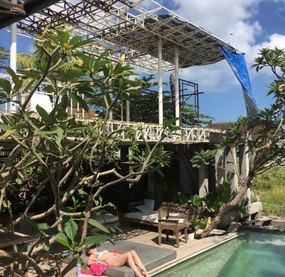 The Hide Hostel At Canggu