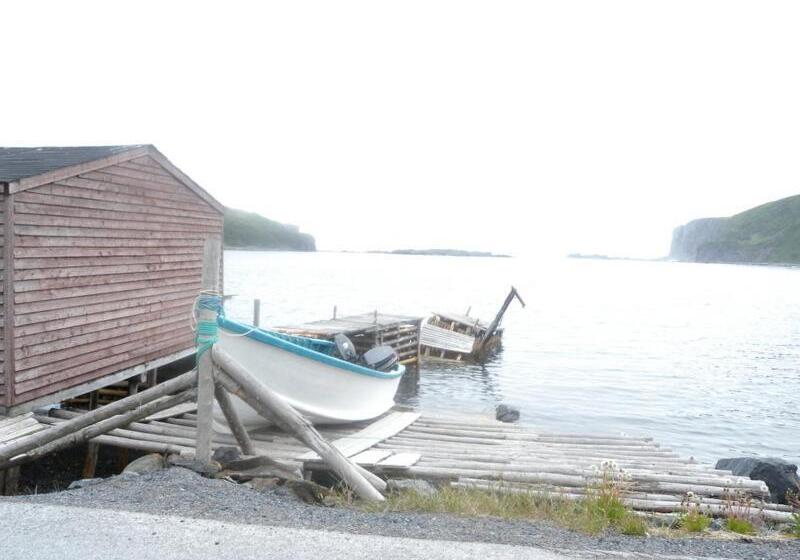 Wildberry Country Lodge B&b