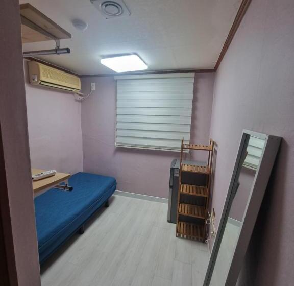 Hostel 킹스하우스