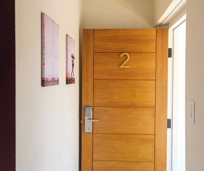 فندق صغير Adobe Inn