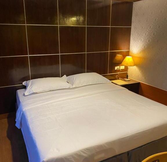 هاستل Antai Holiday B5