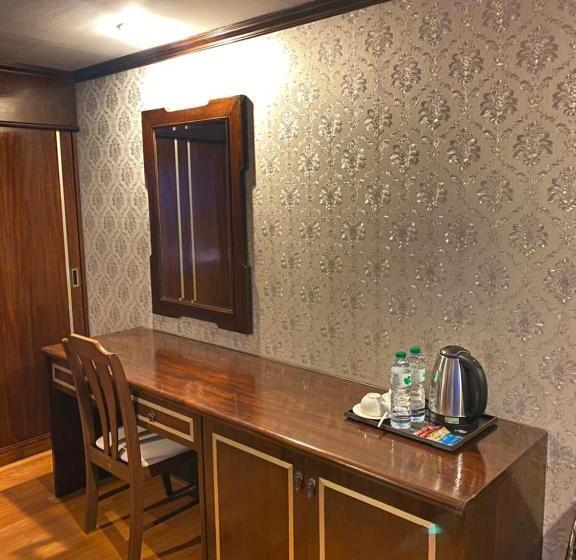 هاستل Antai Holiday B5