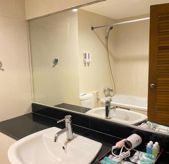 هاستل Antai Holiday B5