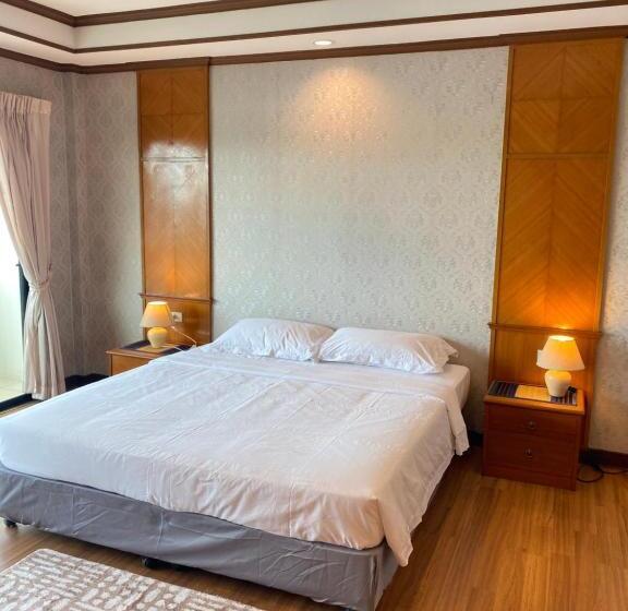 هاستل Antai Holiday Family