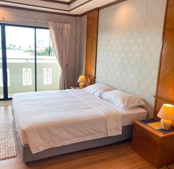 هاستل Antai Holiday Family