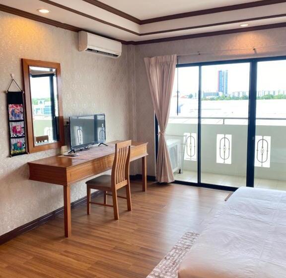 هاستل Antai Holiday Family