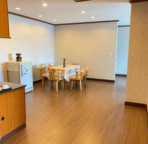 هاستل Antai Holiday Family