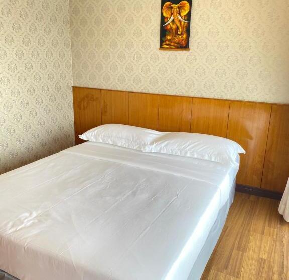 هاستل Antai Holiday Family