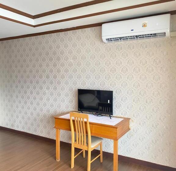 هاستل Antai Holiday Family