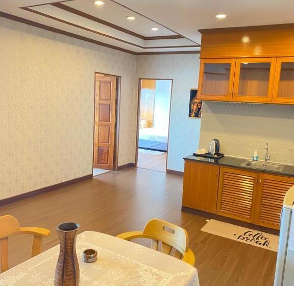 هاستل Antai Holiday Family