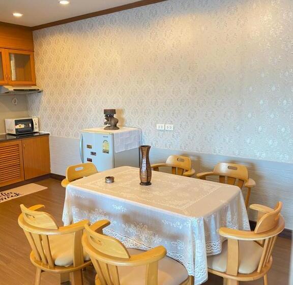 هاستل Antai Holiday Family