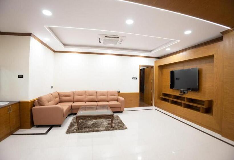 Baby Elite By Tio   The Indian Origin Hotels