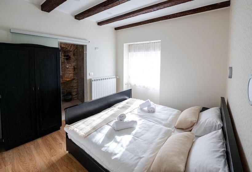 تختخواب و صبحانه 4 Tete