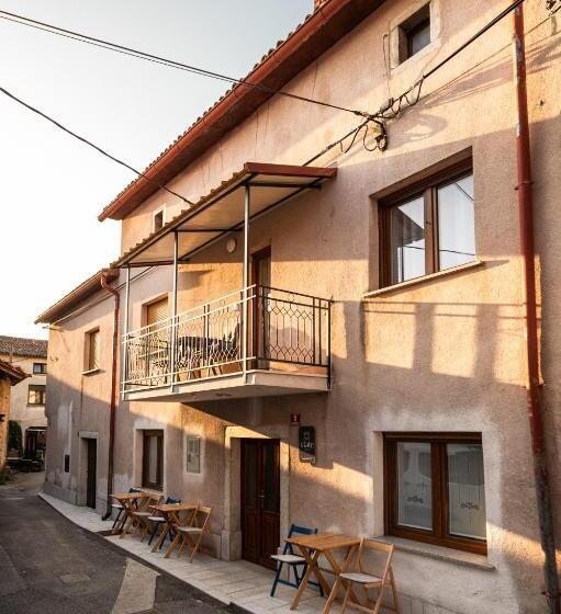 تختخواب و صبحانه 4 Tete