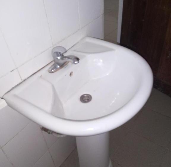 مبيت وإفطار Aida House Iringa