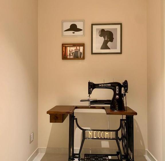 تختخواب و صبحانه Anna House