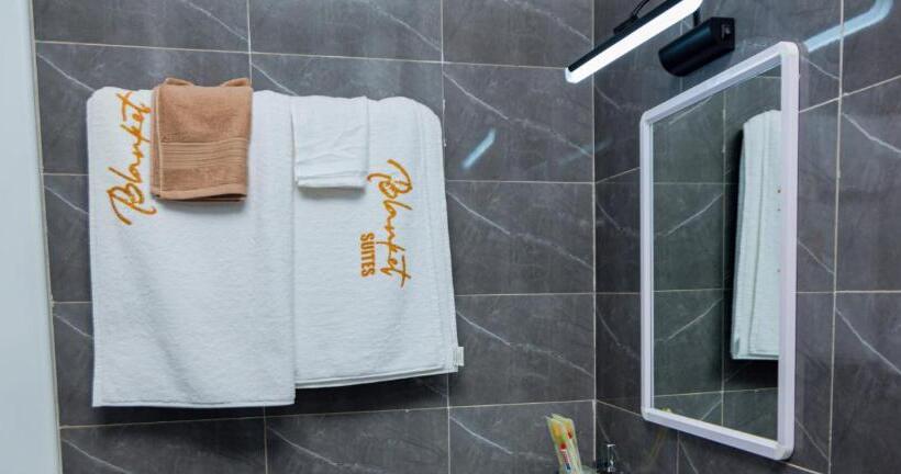 تختخواب و صبحانه Blanket Suites