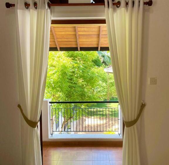 민박 Cenreeza Airport Villa