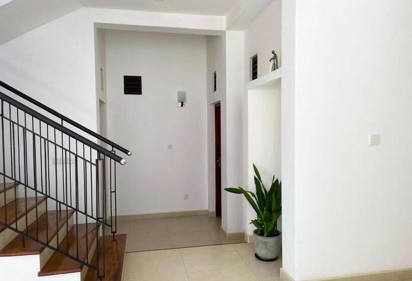 민박 Cenreeza Airport Villa