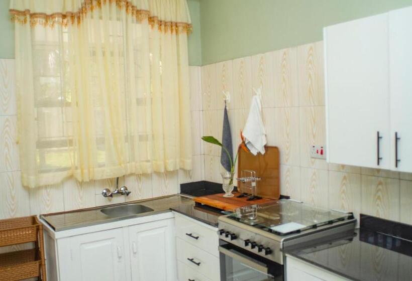 تختخواب و صبحانه Jadea Residence
