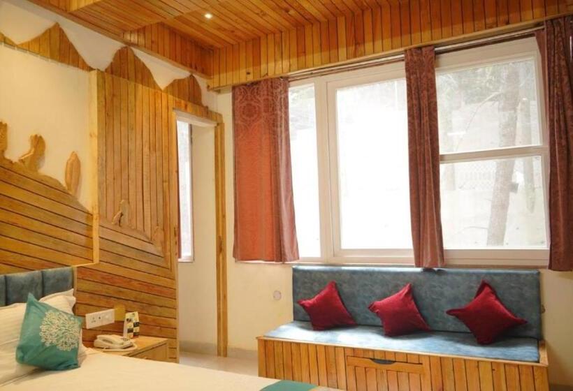 Goroomgo Hotel Gandhi S Paradise Dharamshala