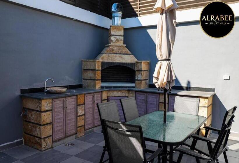 هتل Alrabee Luxury Villa