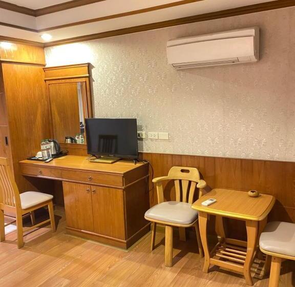 هتل Antai Holiday 2