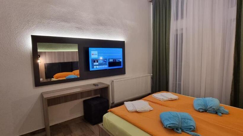 هتل Arena   Teteks