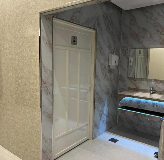 酒店 Binayat Hama Serviced Apartments