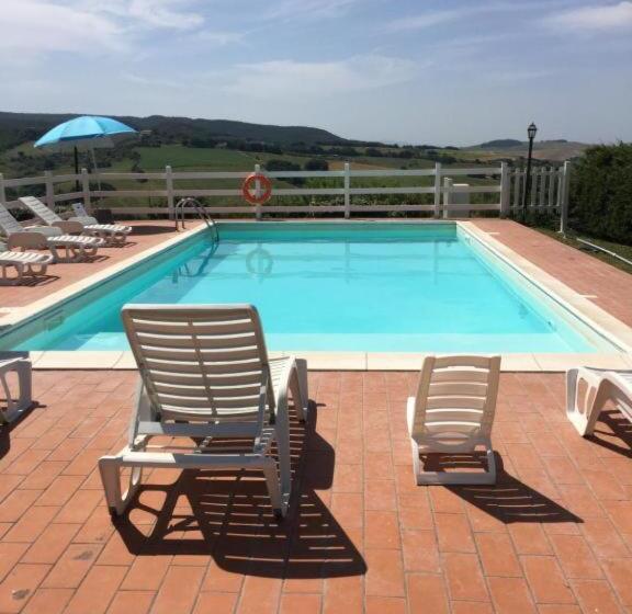 Отель Casale Poggio Meone