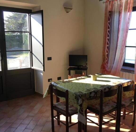 Отель Casale Poggio Meone