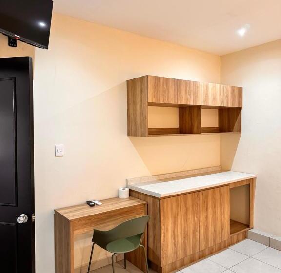 فندق Centro Apatzingán