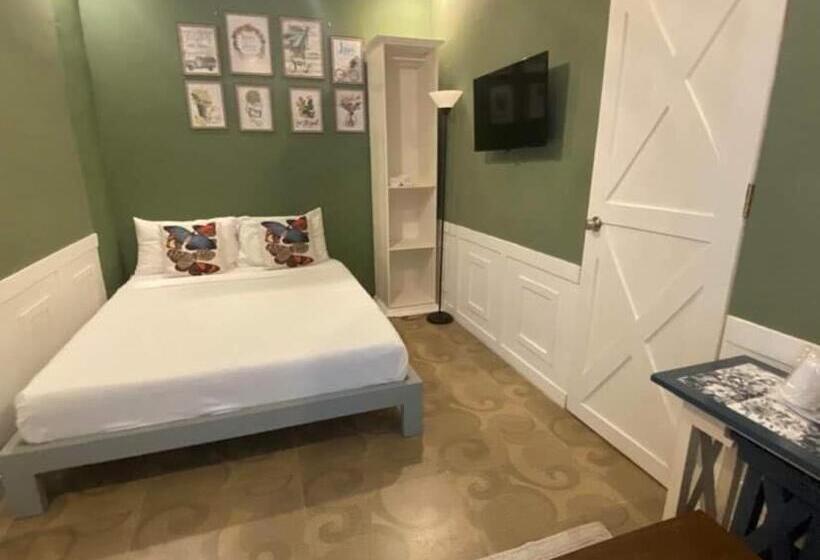 Отель Country Home Resort