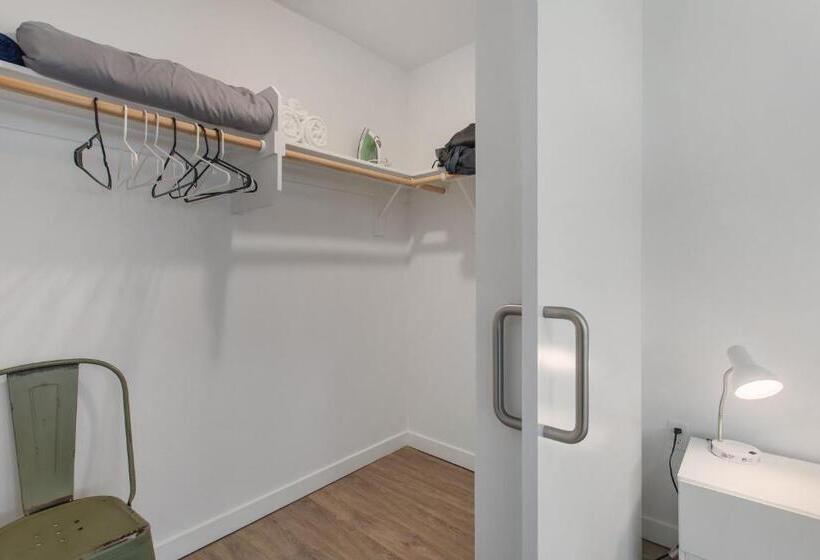 Капсульный Oтель Santa Monica Mid City 2bedroom Pool & Parking